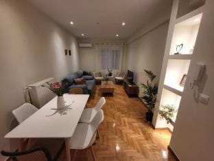 bd renovated flat at acropolis Hotel in Athens