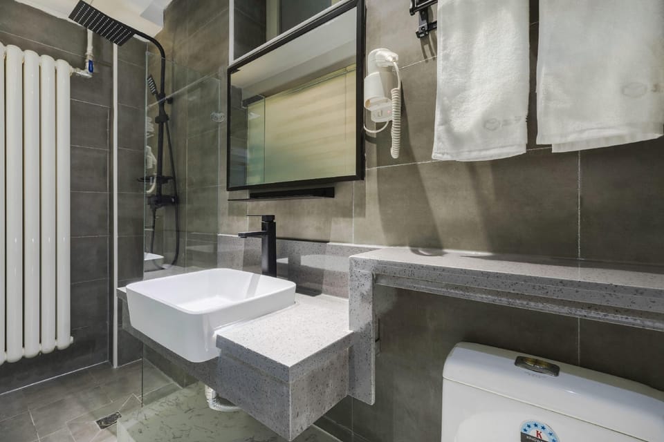Space Box Hotel (Beijing Anzhen Branch) Hotel in Beijing