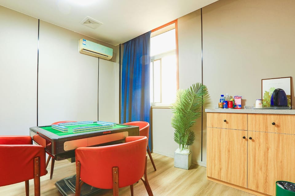 Yilv Sunshine Express Hotel (Changzhou Zhenglu Town Branch) Hotel in Suzhou