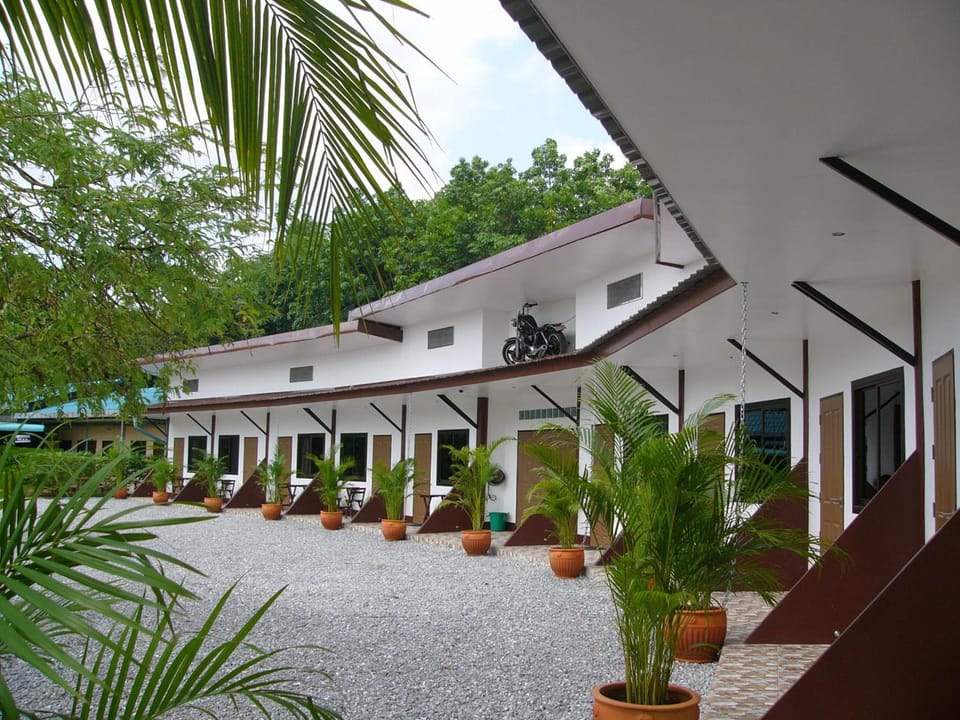 Kevin Resort Motel in Chon Buri Changwat