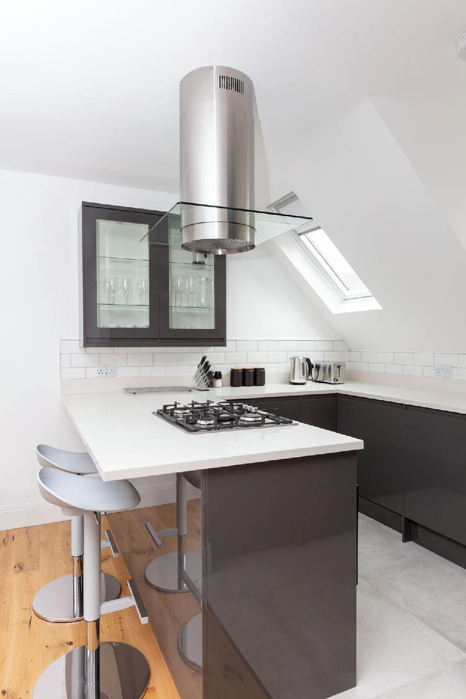 Hampden Apartments - The William Hotel in Slough