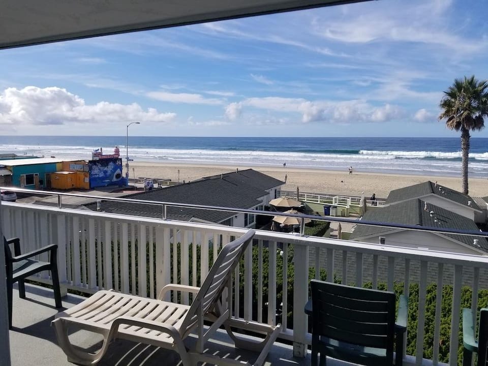 The Beach Cottages Hotel in Pacific Beach
