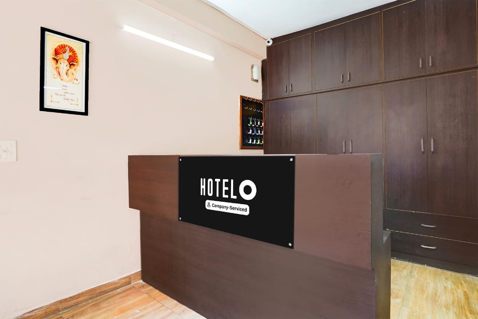 Super Hotel O GMS Road Ballupur Chowk Formerly Maira Residency Hotel in Dehradun
