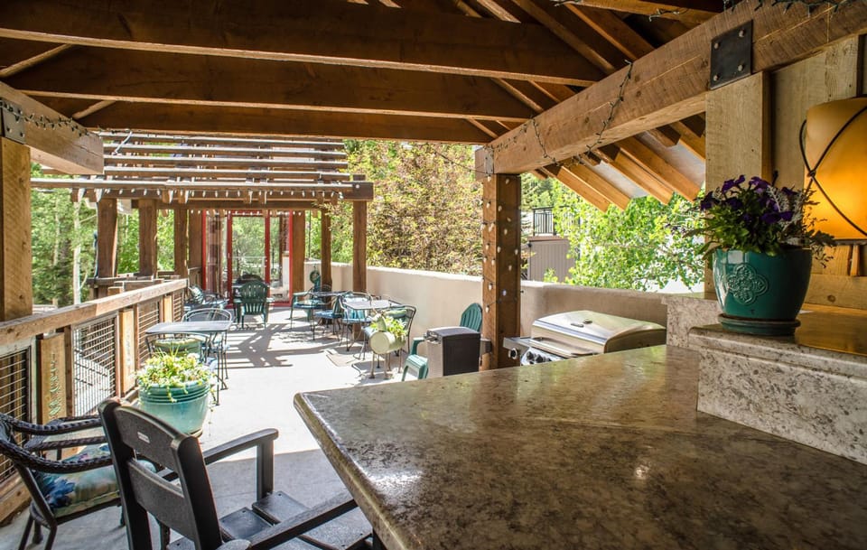 Alpine Village Suites Hotel in Taos Ski Valley