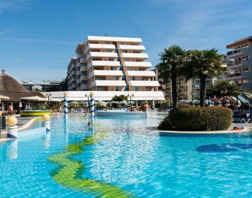 Aparthotel Holiday - Classic Suite Hotel in Bibione