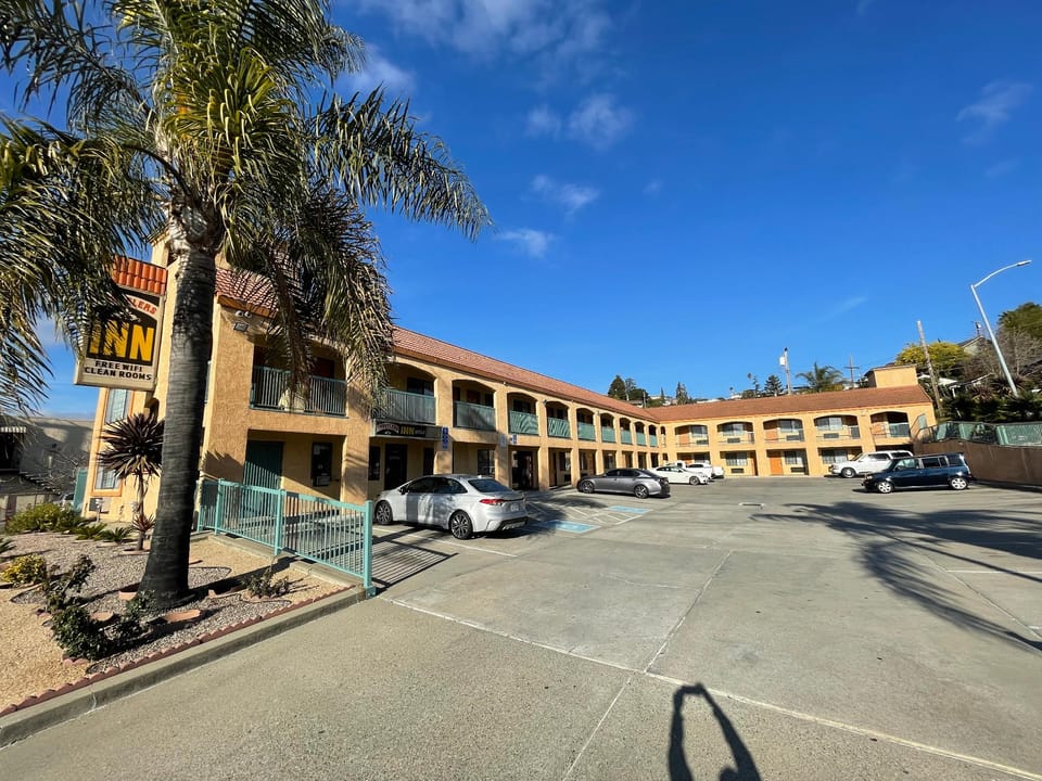 Travelers Inn Hotel in Castro Valley