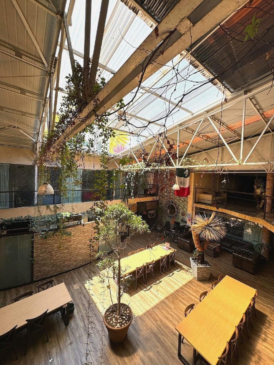 Downtown Treasure Place Hotel in Mexico City