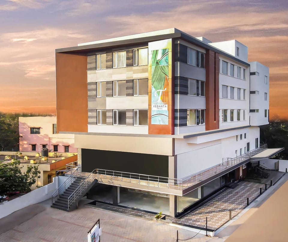 TreeHouse Vedanta Pride Hotel in Karnataka