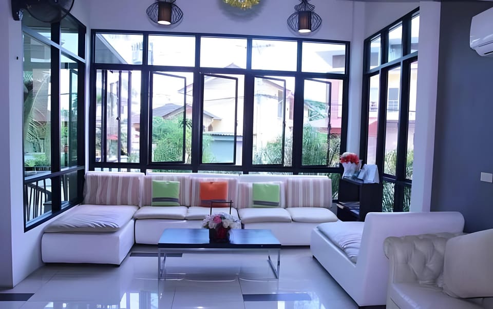 Pimann Place Hotel Hotel in Thailand