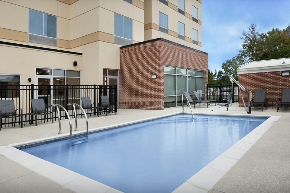 Fairfield by Marriott Inn & Suites Weldon Hotel in Weldon