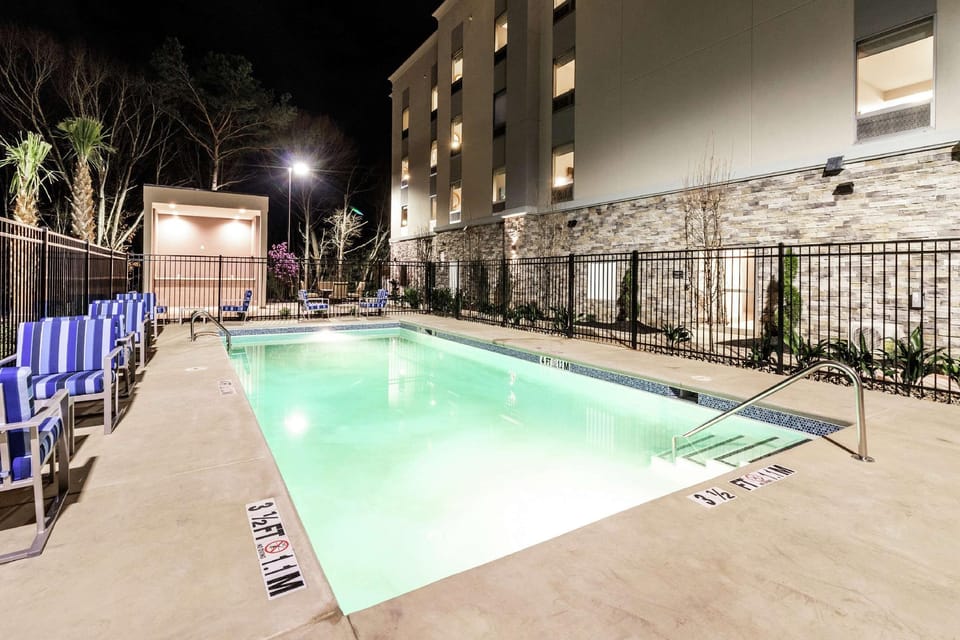 Hampton Inn Locust Grove Hotel in Locust Grove