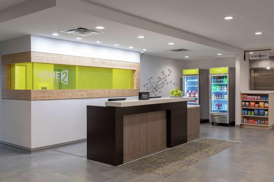 Home2 Suites by Hilton Indianapolis Airport Hotel in Indianapolis