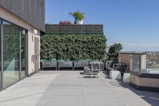 Central Tower S. Babila - Elegant 2BDR with rooftop terrace Hotel in Milan