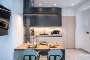 Senaon Urban Living Euphoria with Jacuzzi Hotel in Heraklion