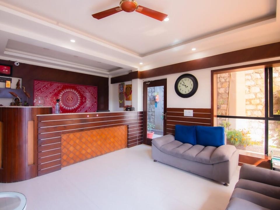 Tal Paradise Hotel in Uttarakhand