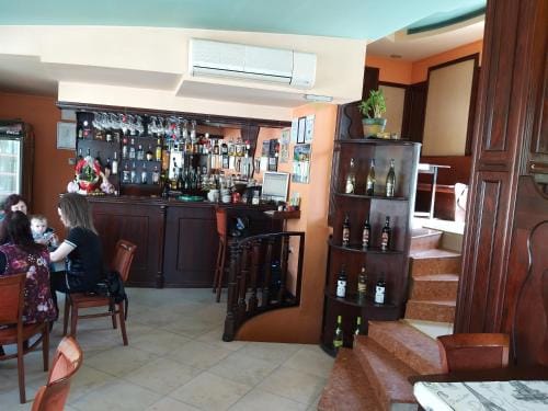 ХОТЕЛ НИК Hotel in Plovdiv Province