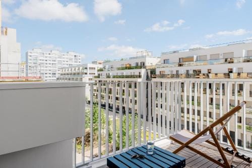 Edgar Suites Hameau - Porte de Versailles Hotel in Issy-les-Moulineaux