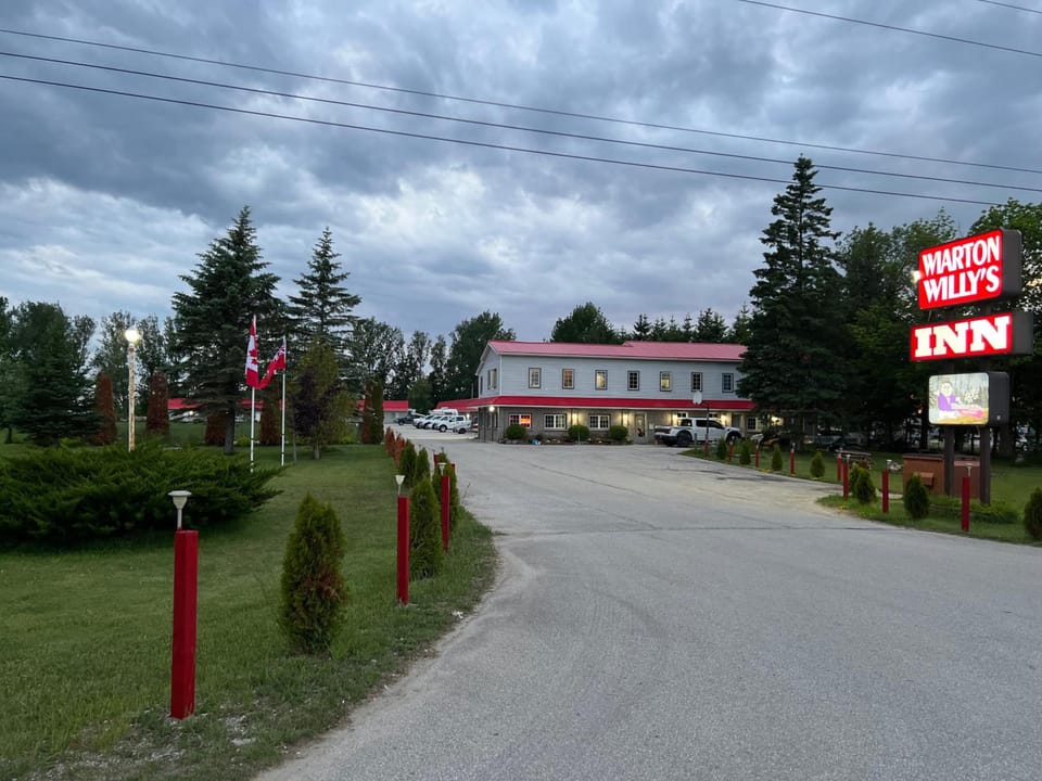 Wiarton Willys Inn Motel in South Bruce Peninsula
