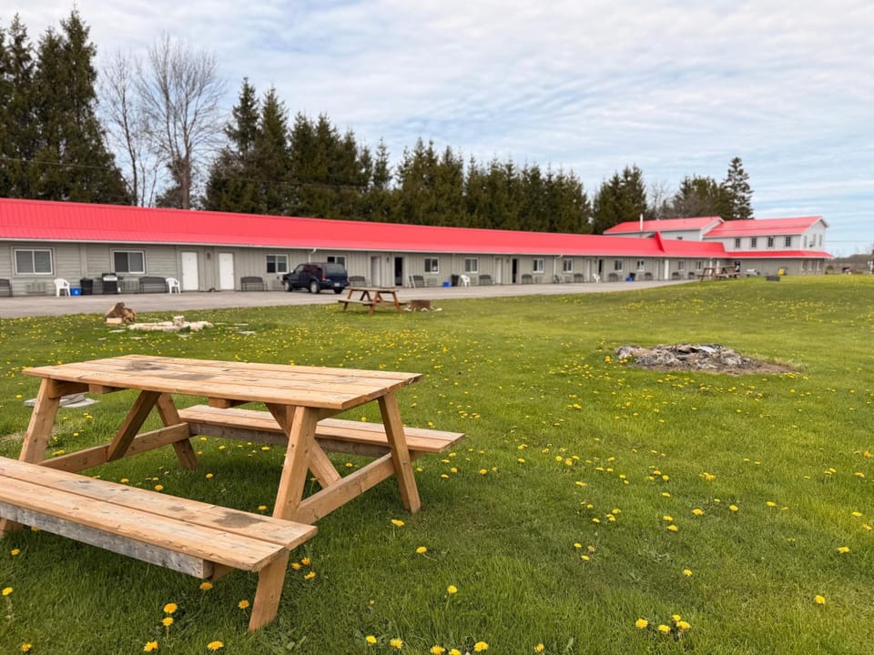 Wiarton Willys Inn Motel in South Bruce Peninsula