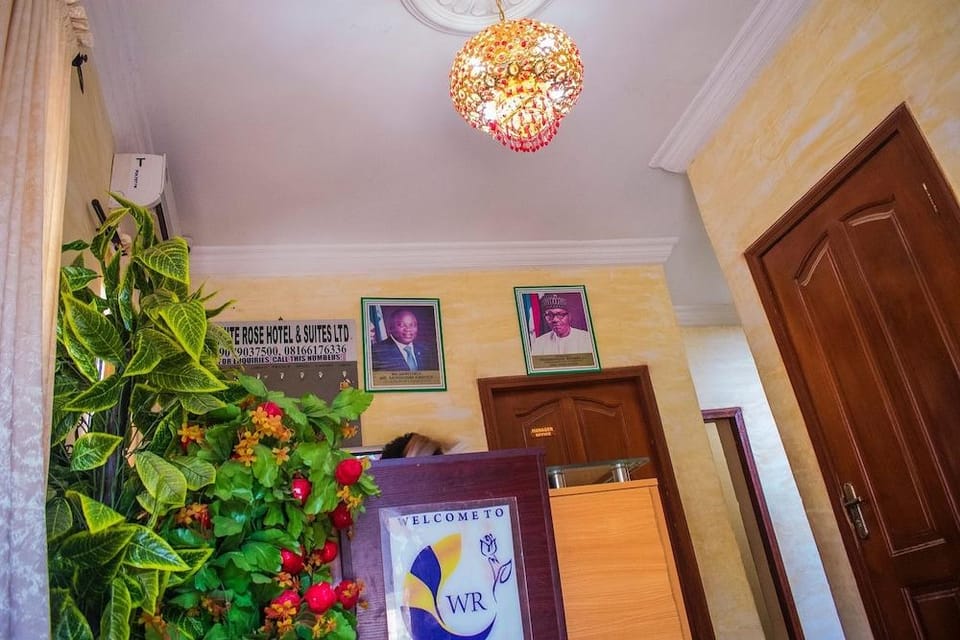 WHITE ROSE SUITES Hotel in Lagos