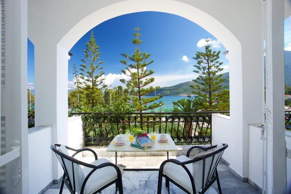 ATHINA HOTEL KEFALONIA Hotel in Karavomylos