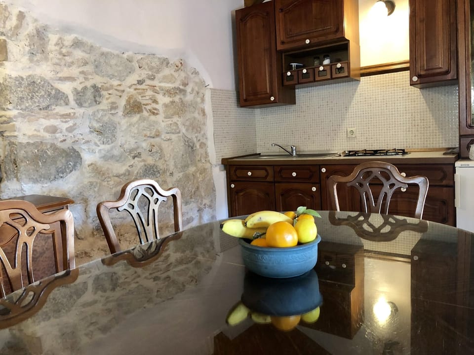 HOLIDAY VILLA BLUE TREE  (NO FRONT DESK PLEASE CONTACT THE PROPERTY 5 DAYS BEFORE ARRIVAL) Hotel in Šibenik-Knin County, Croatia