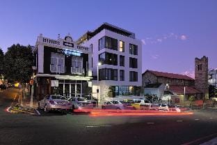 NEIGHBOURGOOD NAPIER Hotel in Cape Town