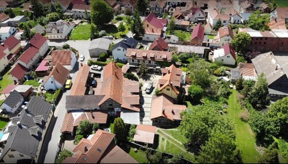 PENSION KASTANIENHOF (NO FRONT DESK NEED TO CONTACT PROPERTY 5 DAYS IN ADVANCE) Hotel in Erfurt