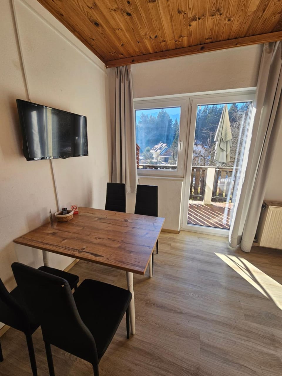 Karawanken Lodge Hotel in Villach