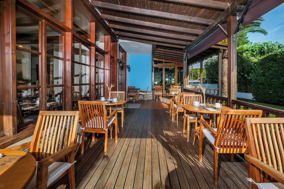 Hanioti Village Resort Hotel in Halkidiki