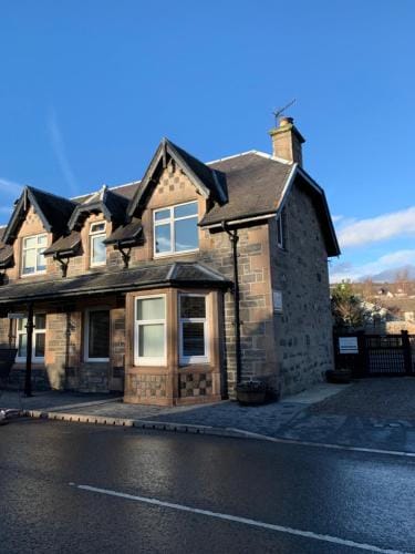 Clune House B&B Hotel in Scotland