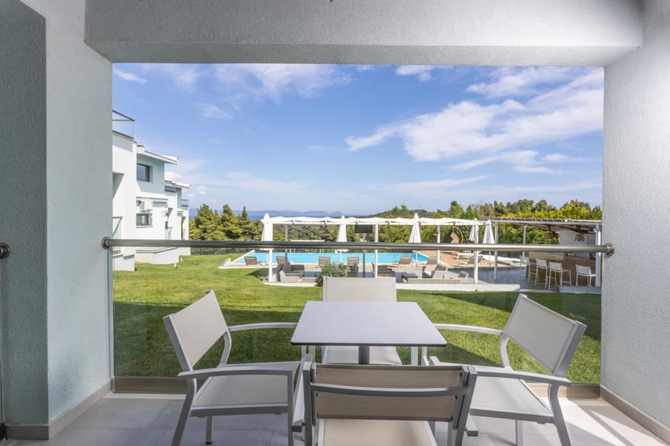 Blue Avenue Apartment hotel in Halkidiki