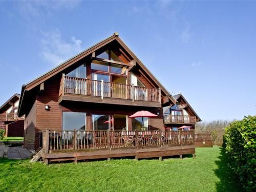 Beech Lodge - Retallack Resort Lodge in Saint Columb Major