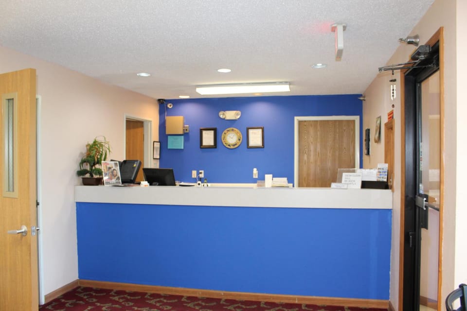 Super 8 by Wyndham Chenoa Hotel in Illinois