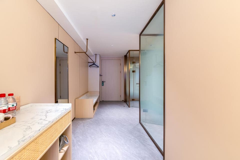 Langju Hotel - Haikou Guomao Center Friendship Sunshine City Branch Hotel in Hainan