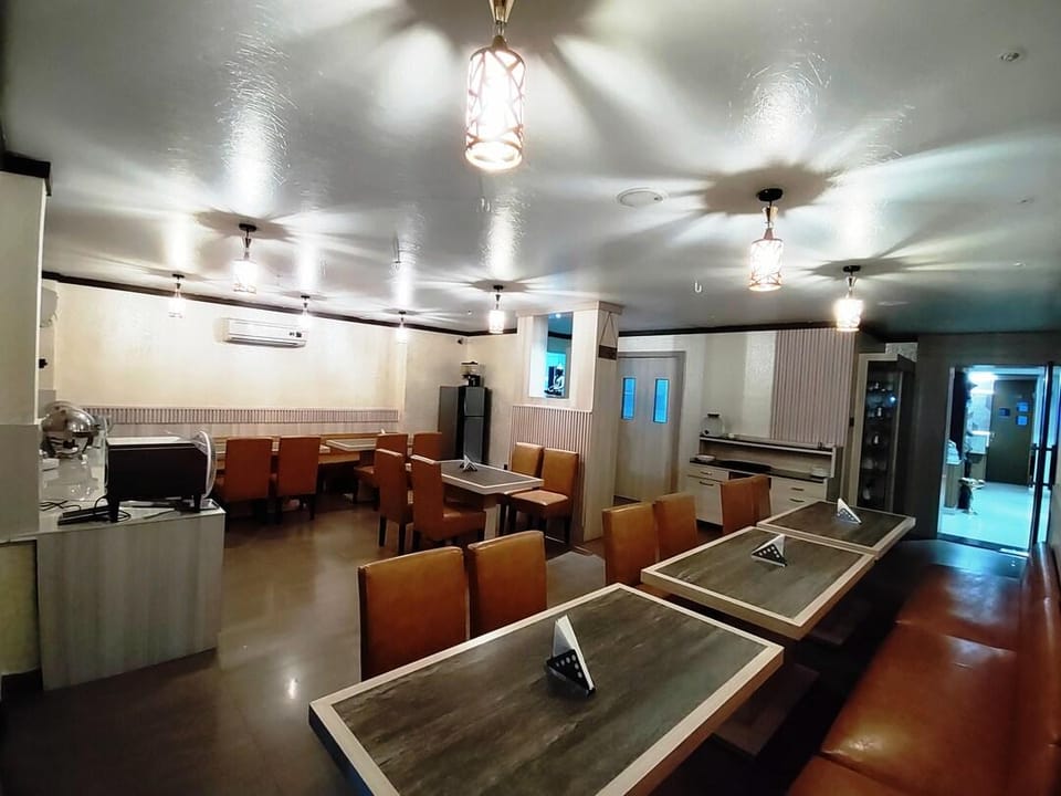 Hotel Aarian Aatithya Hotel in Bangladesh