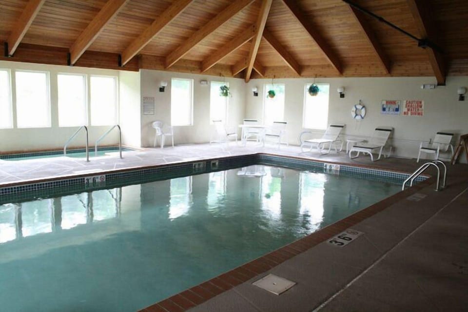 River Valley Inn & Suites Motel in Wisconsin