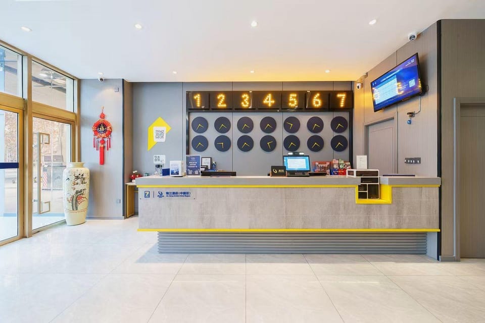 7 Days Inn Xi'an Northwest University North Gate Hotel in Xian