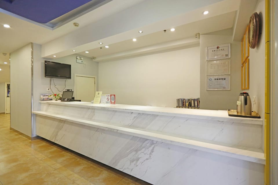 7 Days Inn Xi'an Zhonglou North Street Metro Station Hotel in Xian