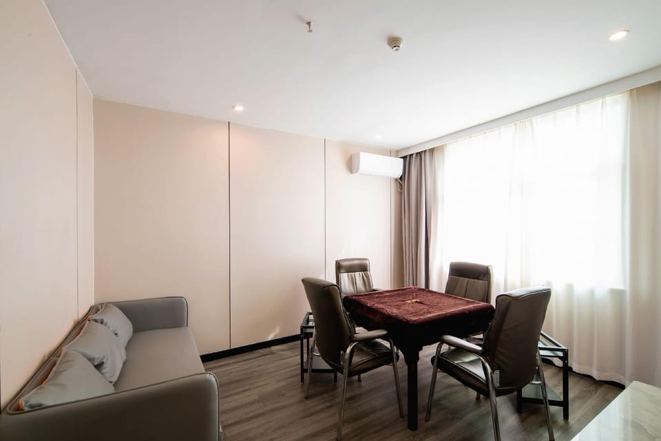 Huaqi Hotel Hotel in Jiangsu