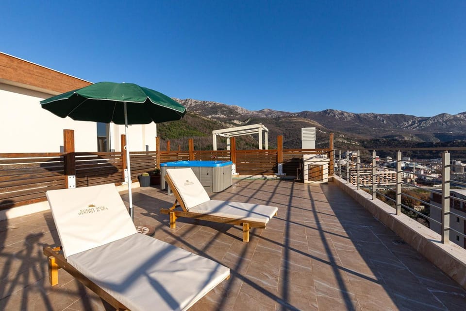 Sunny Side Wellness Resort & Spa Apartment hotel in Budva Municipality
