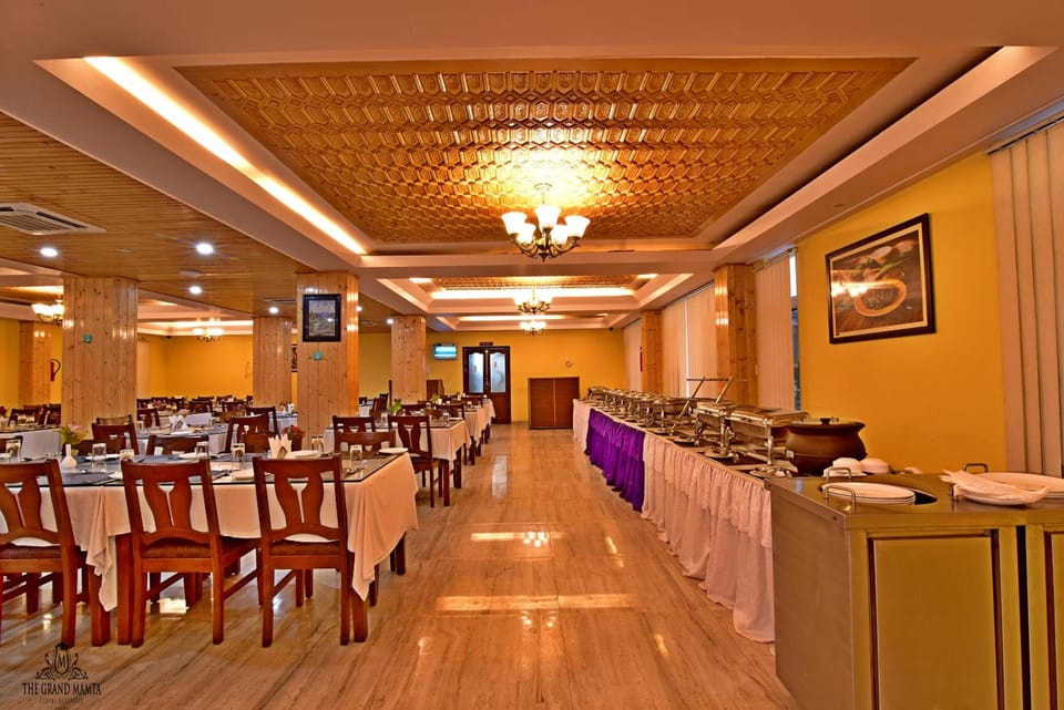 Hotel The Grand Mamta Hotel in India