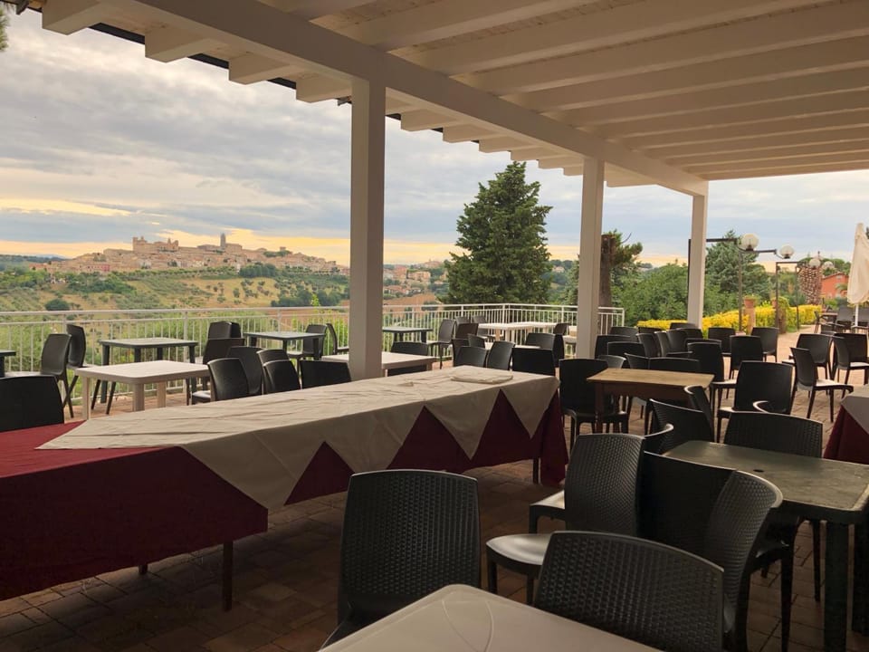 Casablanca Hotel Hotel in Marche