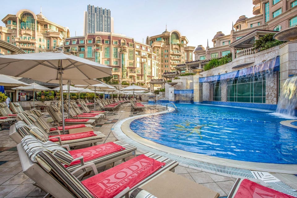 Roda Al Murooj Residences Apartment hotel in Dubai