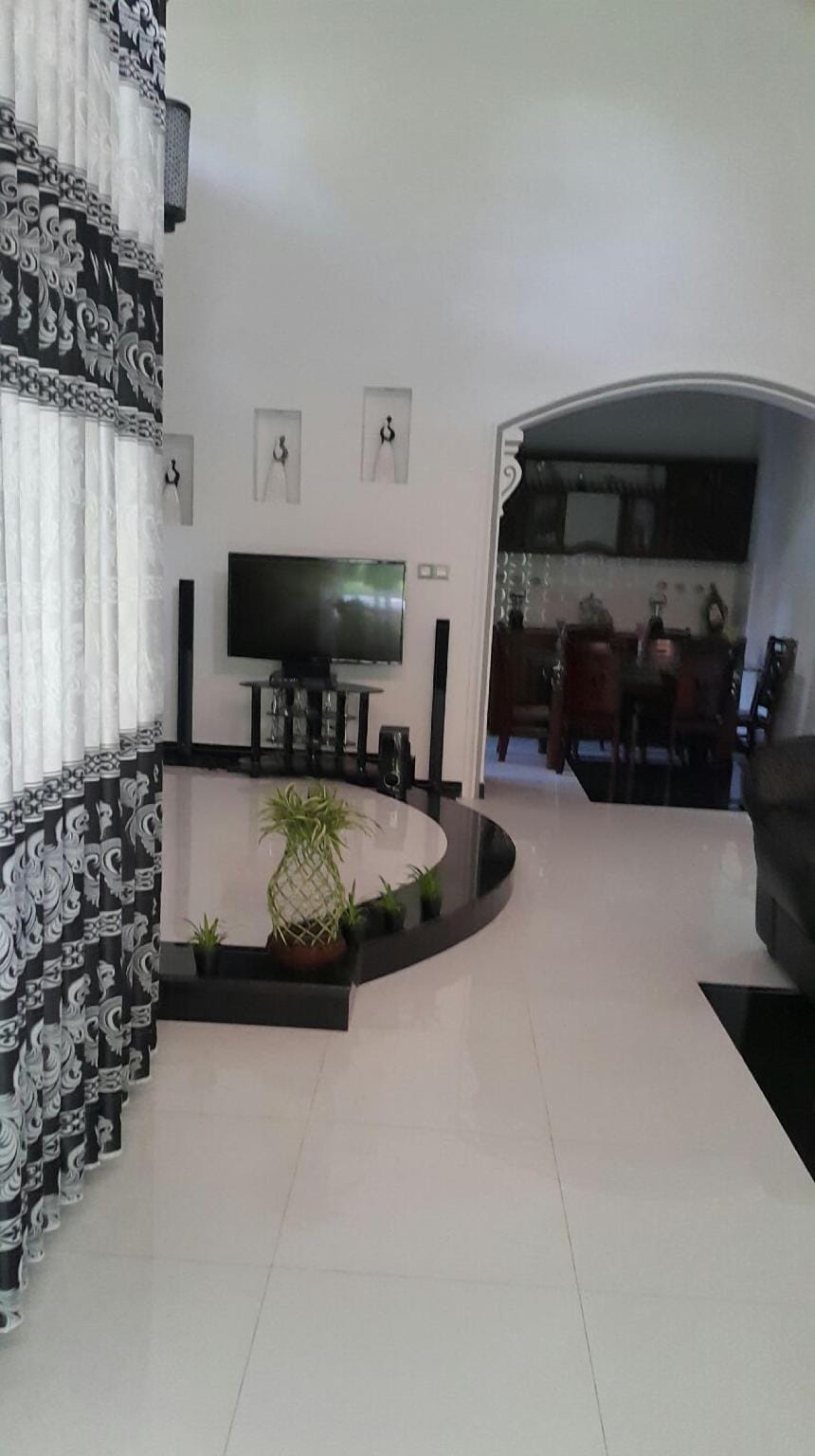 Dreamvilla Hotel in Negombo
