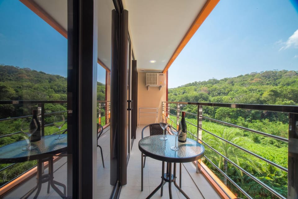 Naiharn Condominium Phuket Apartment hotel in Rawai
