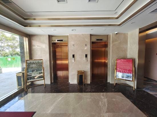 Kunming Wanghu Apartment Hotel in China
