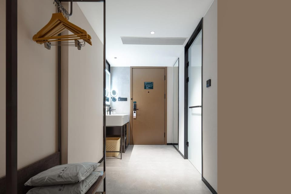 Atour Hotel Changzhou Global Dinosaur City Olympic Sports Center Hotel in Suzhou