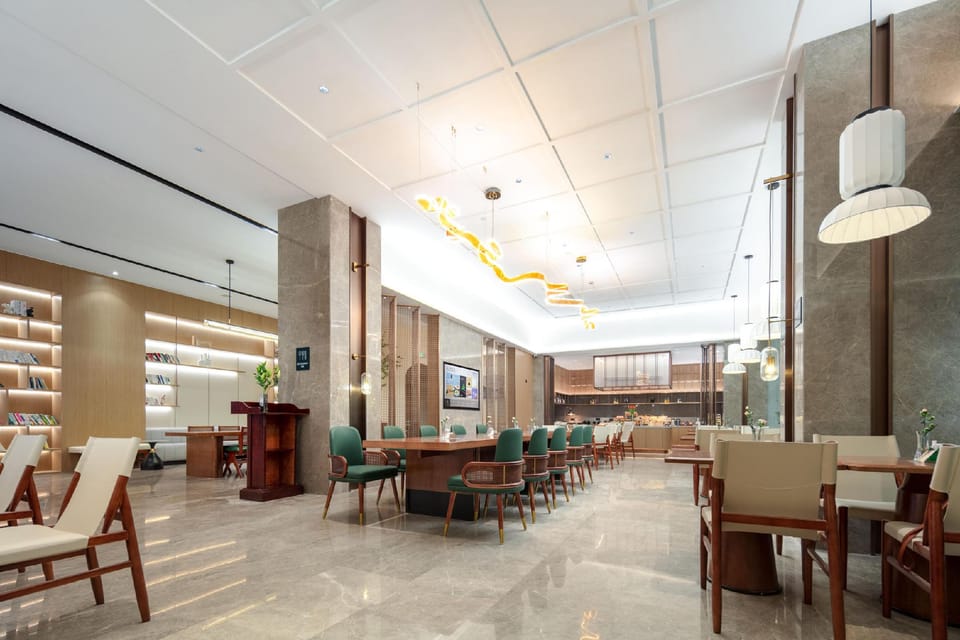 Atour Hotel Changzhou Global Dinosaur City Olympic Sports Center Hotel in Suzhou