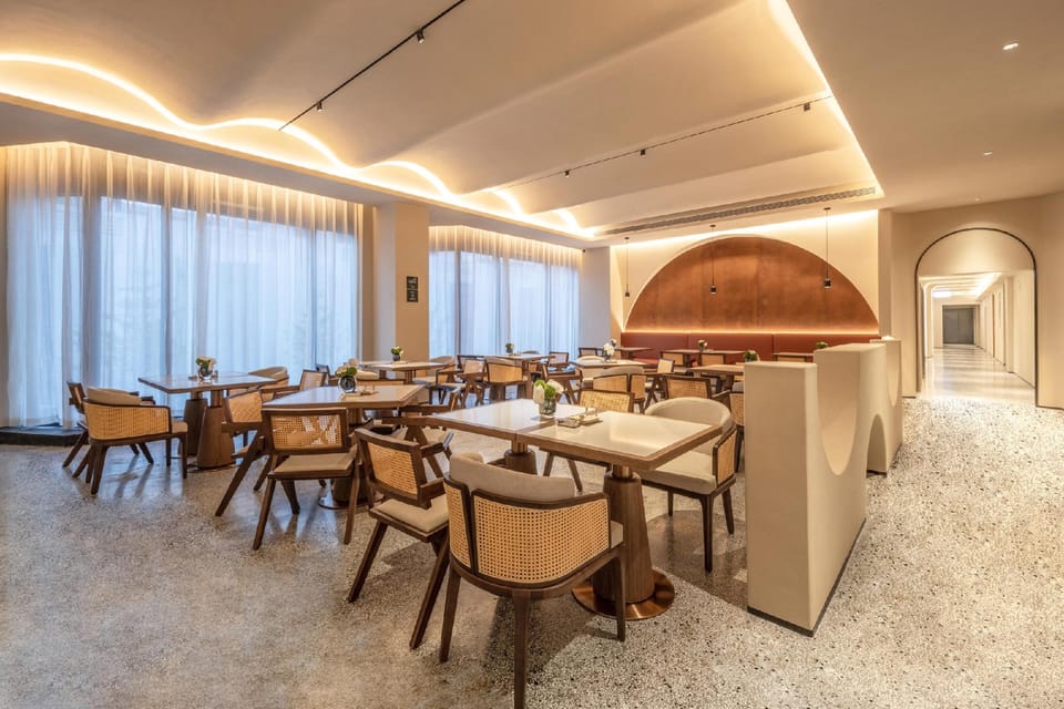 Atour Hotel Haining Xiashalan Park Hotel in Hangzhou